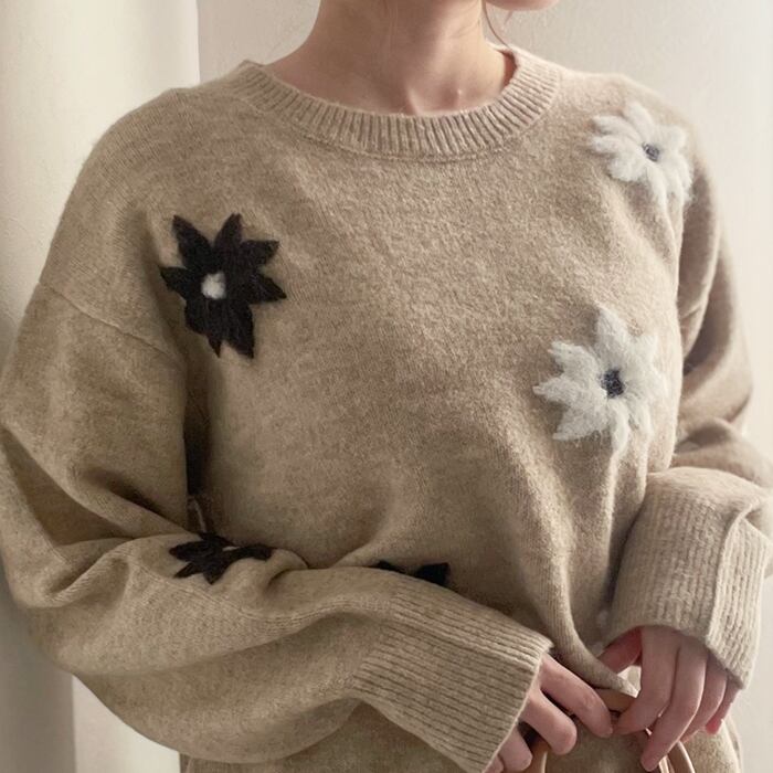 SALE】ニット レディース 花柄 刺繍 アルパカタッチ ウール 高見え