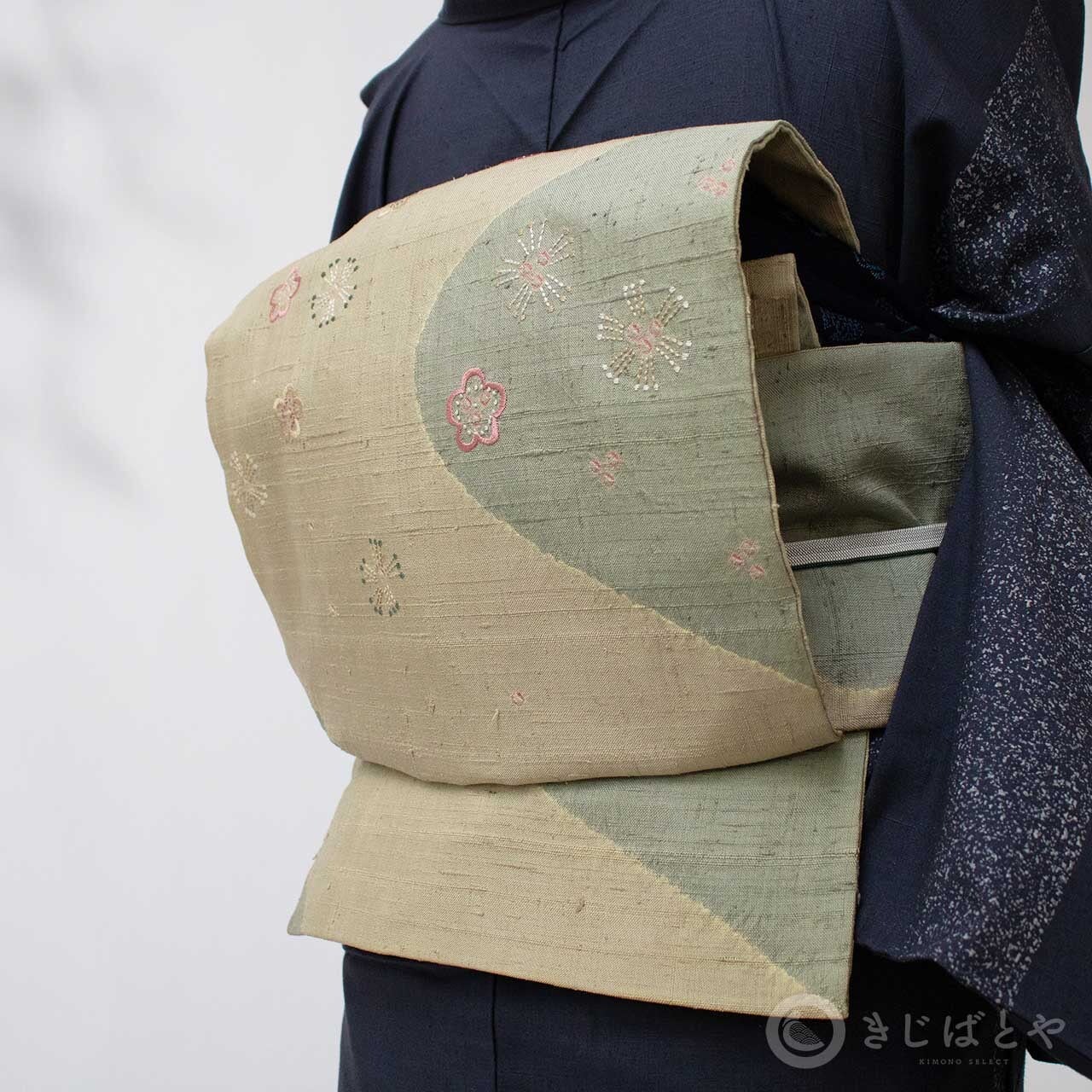 正絹紬 浅青朽葉に刺繍のなごや | きじばとや