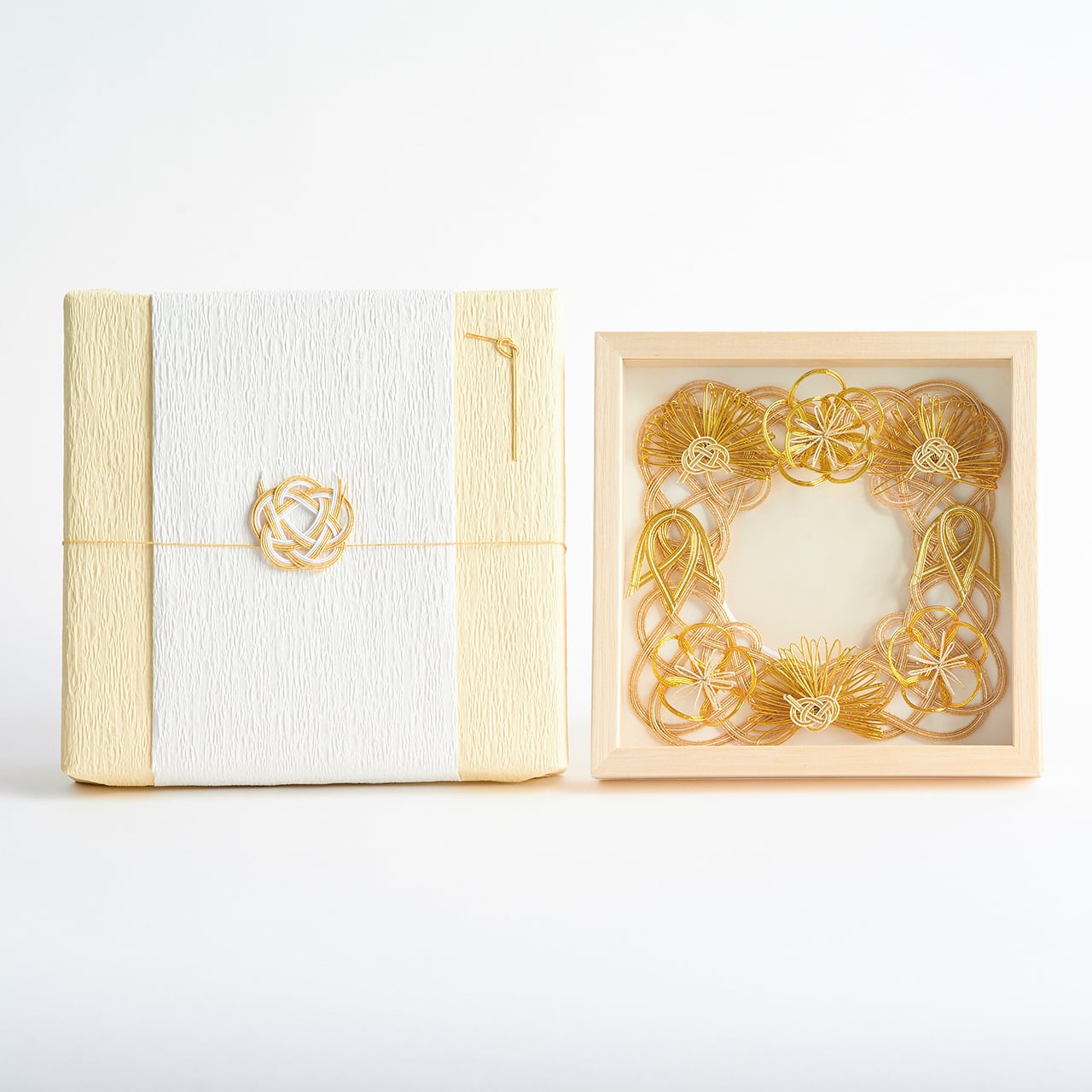 オーダーギフト】水引お祝いフレーム 松竹梅 金 | 紙単衣 - kamihitoe