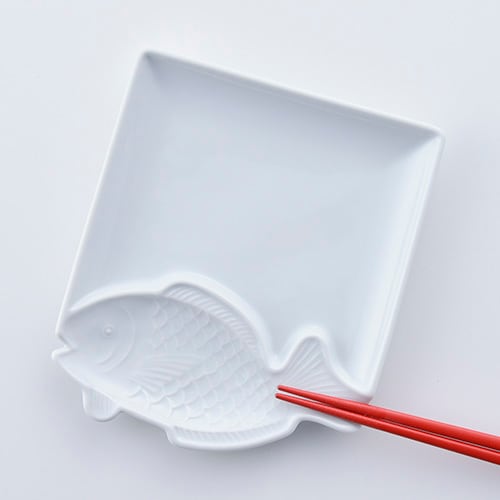 魚型　陶磁器　大皿　裏に印と柄あり 林九郎窯】5枚セット 波佐見焼 染錦波兎魚型 小皿 新品・未使用品