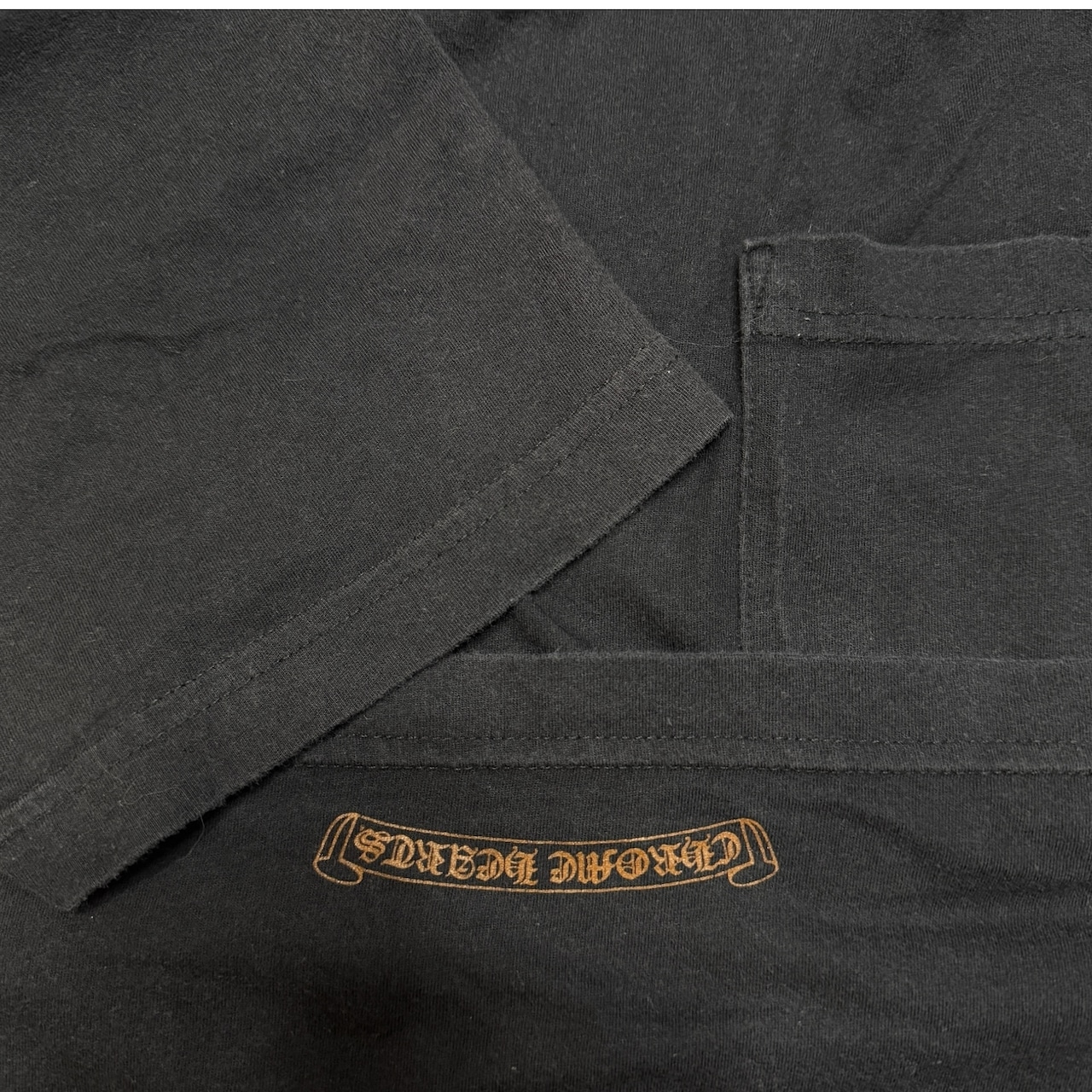 【CHROME HEARTS】クロムハーツ ネックロゴ Tシャツ