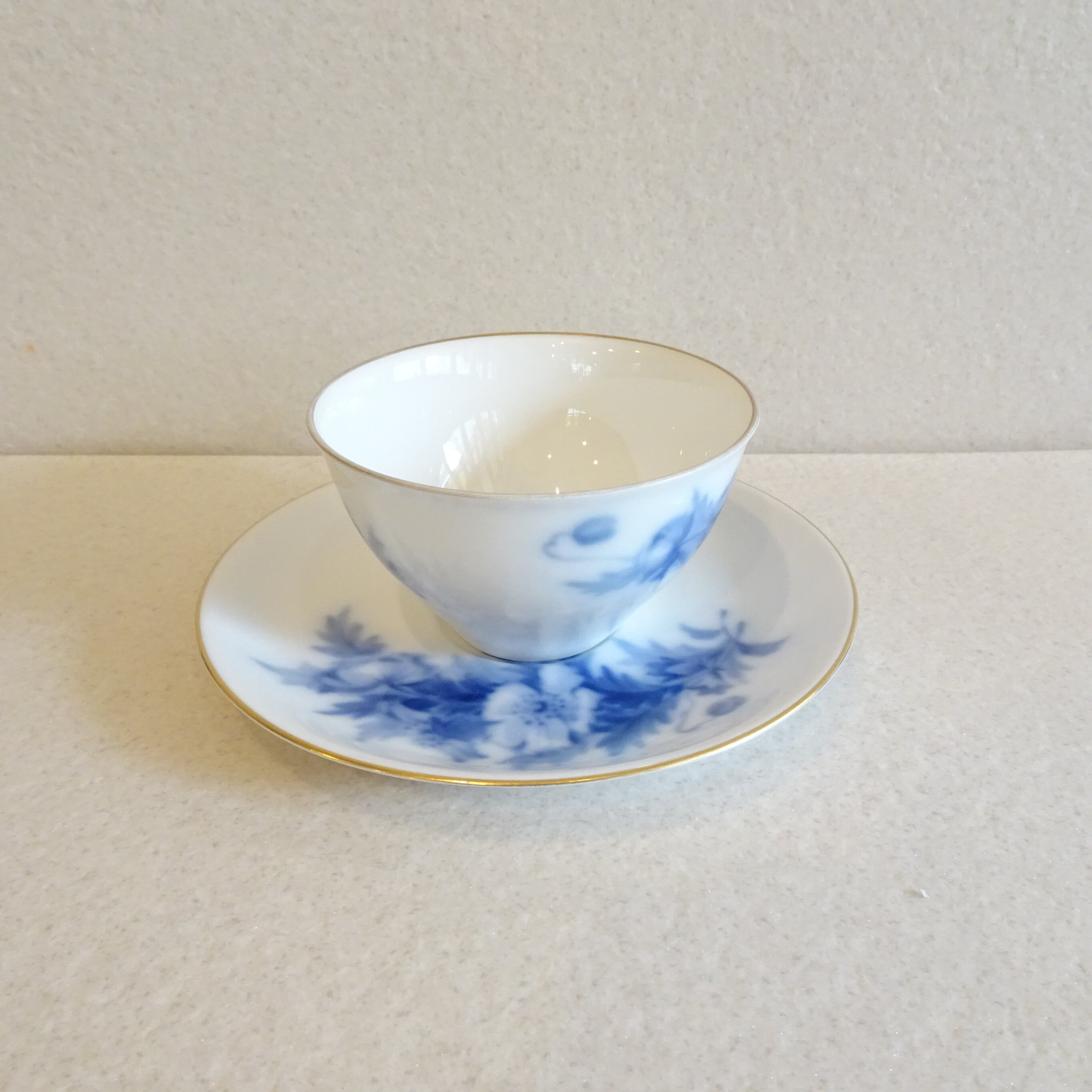 大倉陶園 ブルーフラワー カップ＆ソーサー | 純喫茶家具の村田商會