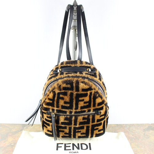 .2020 COLLECTION FENDI ZUCCA PATTERNED SHEEP SKIN RUCK SUCK MADE IN ITALY/2020年コレクションズッカ柄シープスキンリュックサック 2000000047850