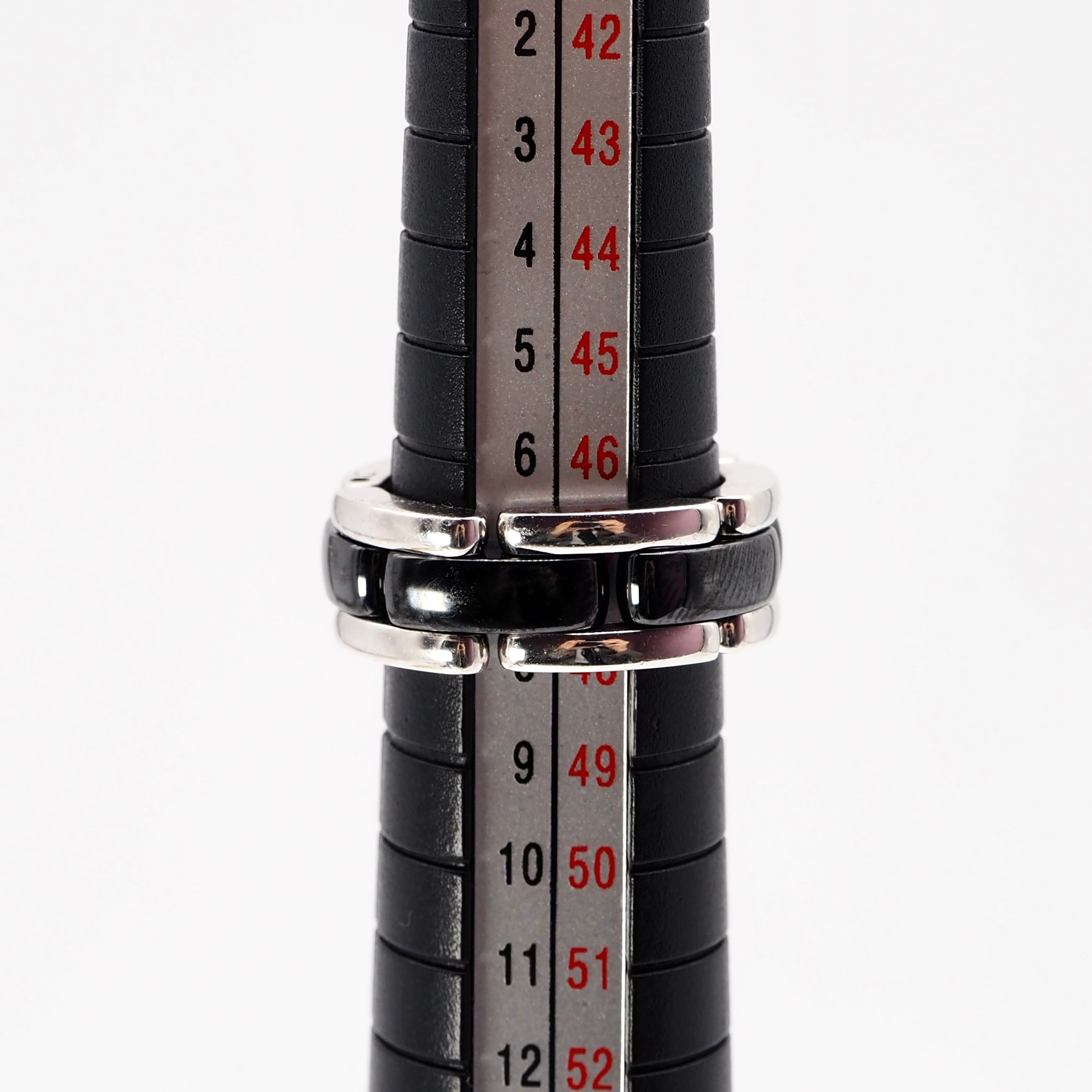 シャネル　シルバーリング 約8号 CHANEL（シャネル） 8号 リング・指輪 ロゴ 太めデザイン シルバー925