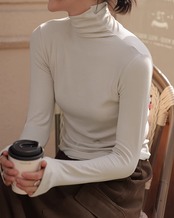 Turtle neck slim Knit　T20256