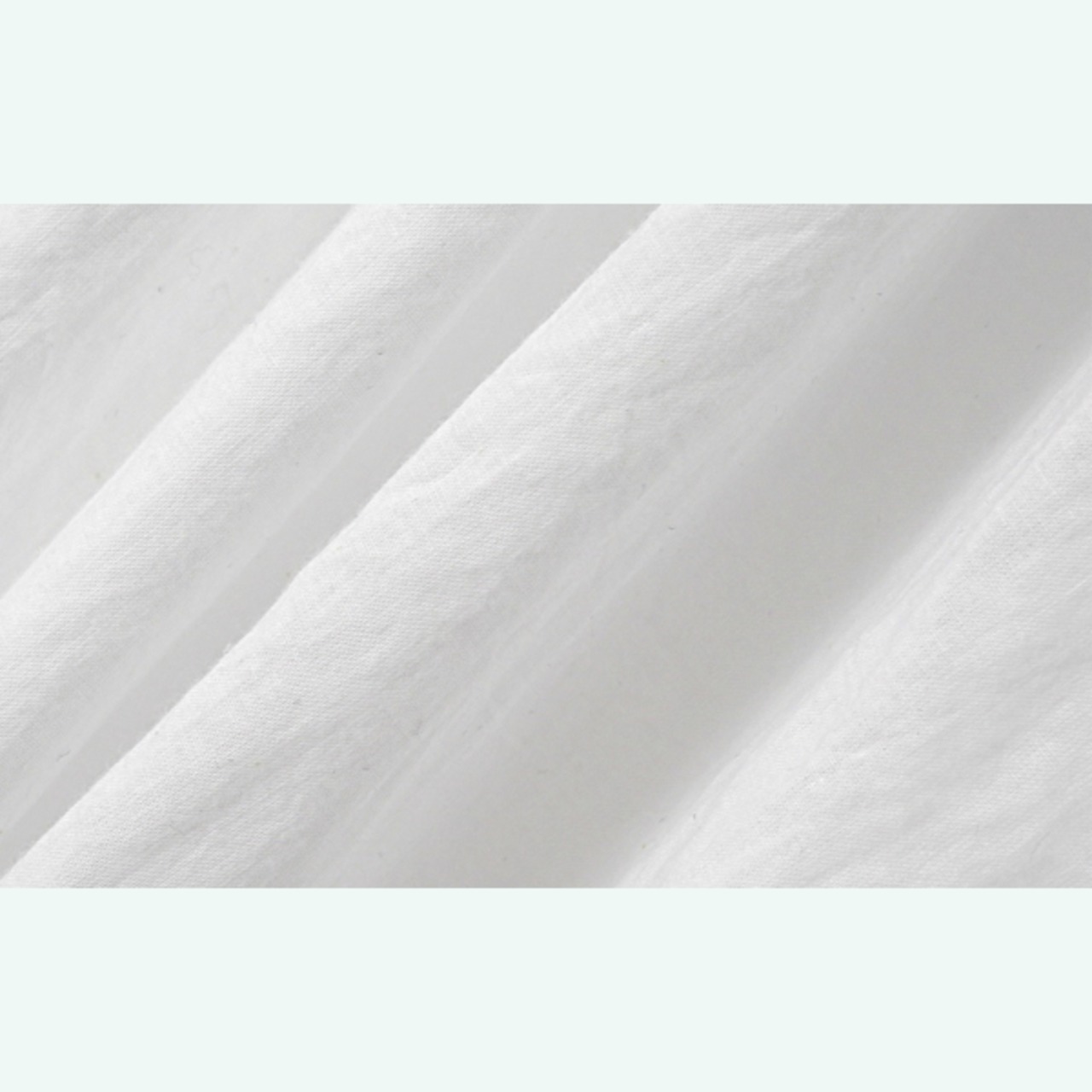 裾パイピング×丸みシルエット 個性派ホワイトスカート 《i0731》