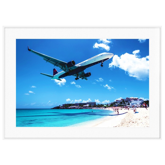 夏写真 セント・マーチン島マホ湾 飛行機と海 インテリアアートポスター額装 AS3827