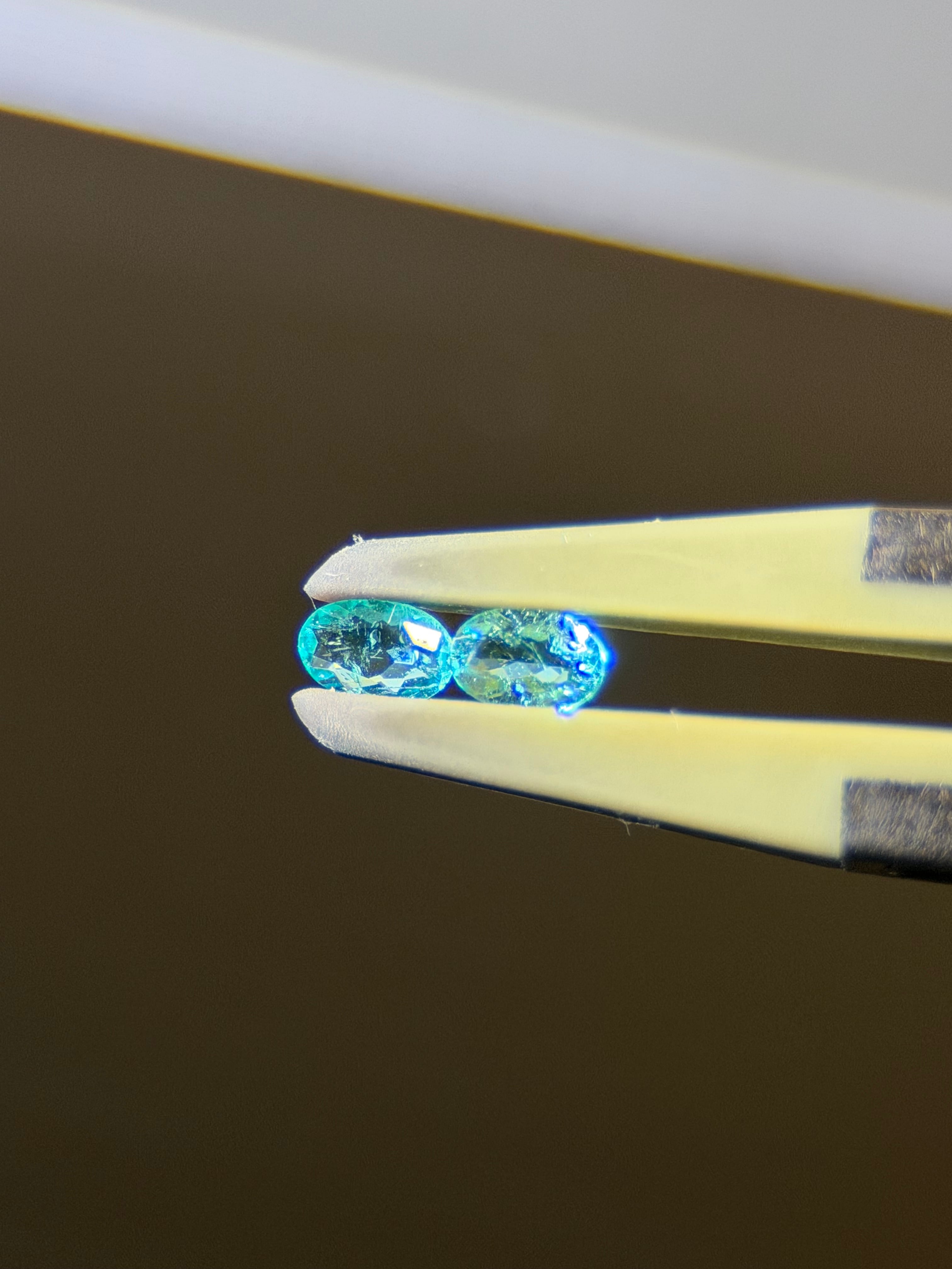 パライバトルマリン 5個で0.38ct 2.7mmラウンド | パライバトルマリン