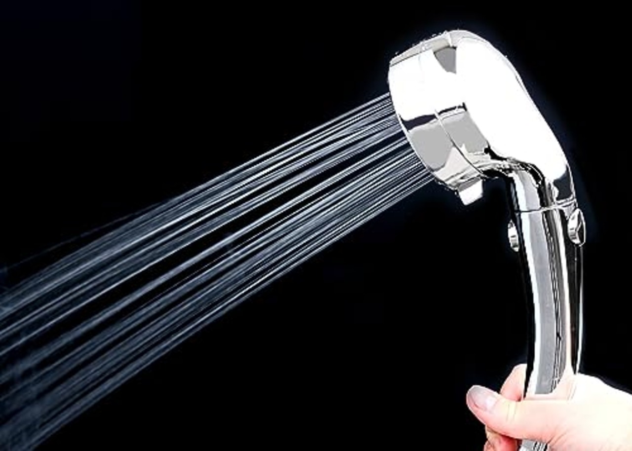 【LDKベストバイ受賞】 トレードワン(TRADE ONE) シャワーヘッド プレミアムナノバブル 節水約60% 3段階モード ミスト 毛穴洗浄 保温保湿 高水圧 シルバー 60172