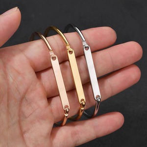 Initial Bond Bangle