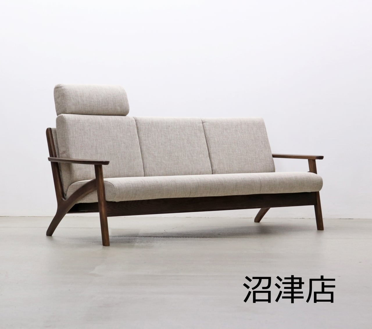 浜本工芸 リミットLO 3人掛けソファ 190cm オーク材 ZR24515 沼津店】浜本工芸 リミットLo オーク材 3Pソファ ヘッドレスト付き