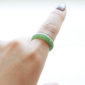 【13号 】 翡翠 くり抜き甲丸リング A貨翡翠 jd_rg1966