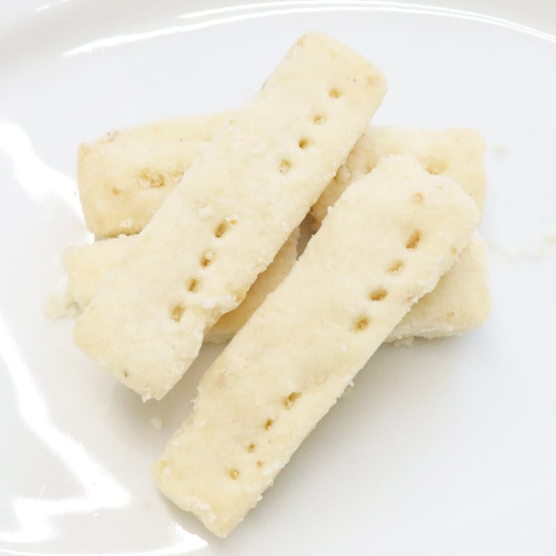 北海道のお米を使った米粉クッキー 7年保存 1箱4本入×24箱セット