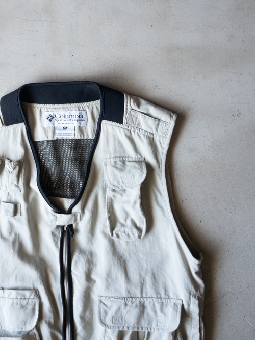 "Columbia" used Field vest