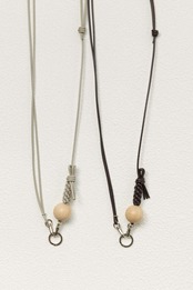 _Fot - Knot ball_strap ：Greige｜ウッドボール／レザー／オブジェストラップ