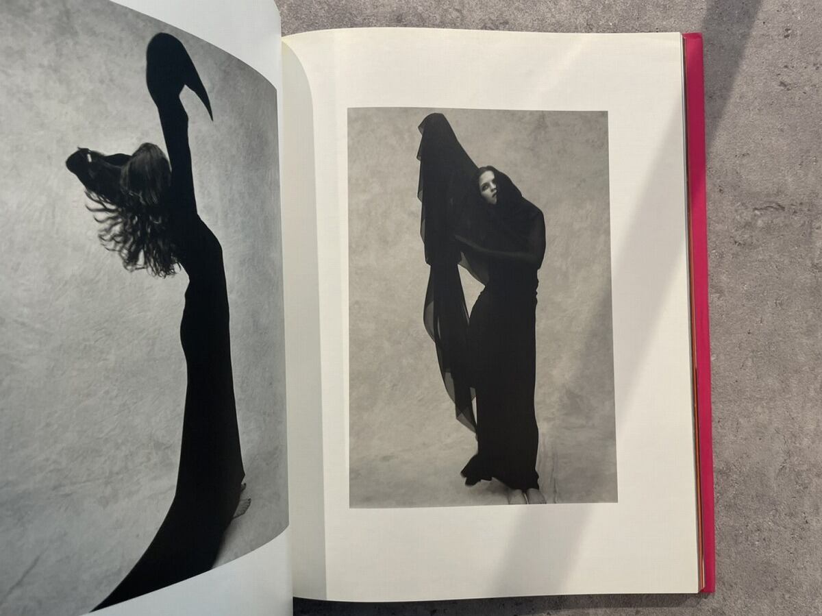 Yves Saint Laurent  forty years 写真集/作品集 Yves Saint Laurent - イヴ・サンローラン 40周年記念 作品集「Yves