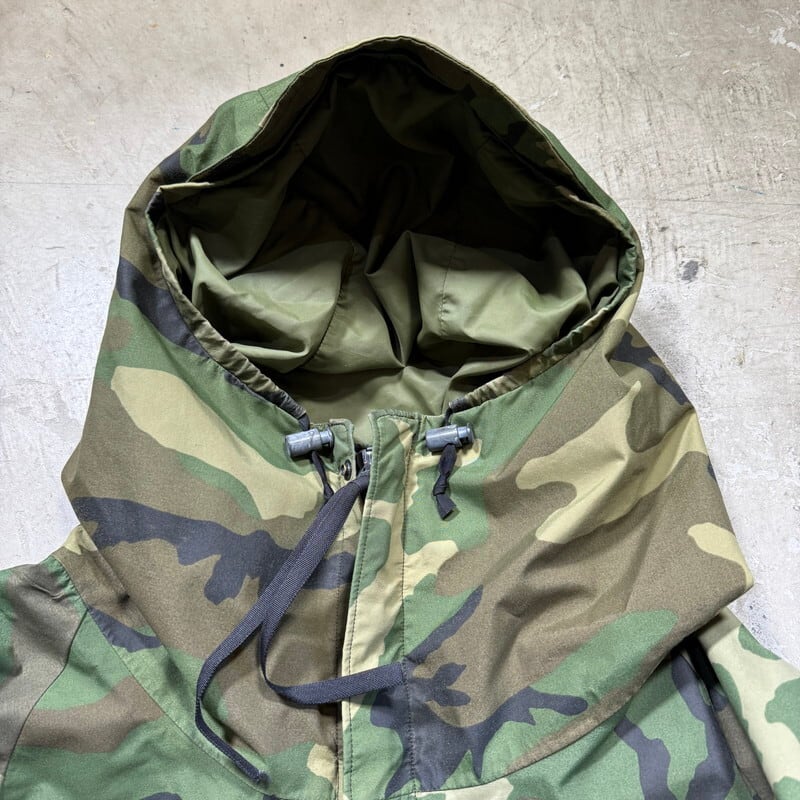 80's U,S.ARMY ECWCS GEN1 PARKA EXTREAM COLD WEATHER CAMOUFLAGE ゴアテックスパーカー 前期型 GORE-TEX ウッドランドカモ DLA100-87-C-0602 RAVEN INDUSTRIES INC, 米軍 MEDIUM SHORT 80's U,S.ARMY ECWCS GEN1 PARKA EXTREAM COLD WEATHER CAMOUFLAGE ゴアテックスパーカー 前期型 GORE-TEX ウッドランドカモ DLA100-87-C-0602 RAVEN INDUSTRIES INC, 米軍 MEDIUM SHORT