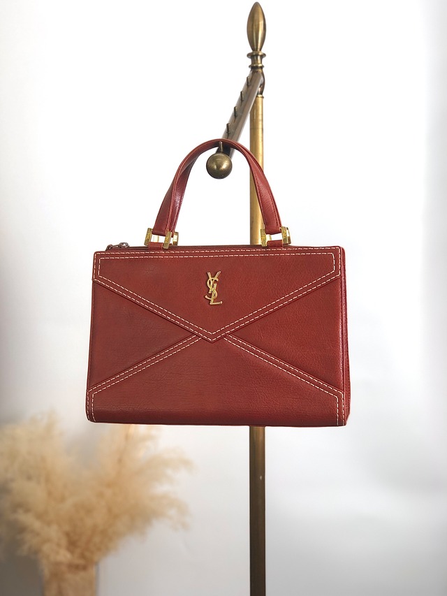 Yves Saint Laurent | VintageShop solo