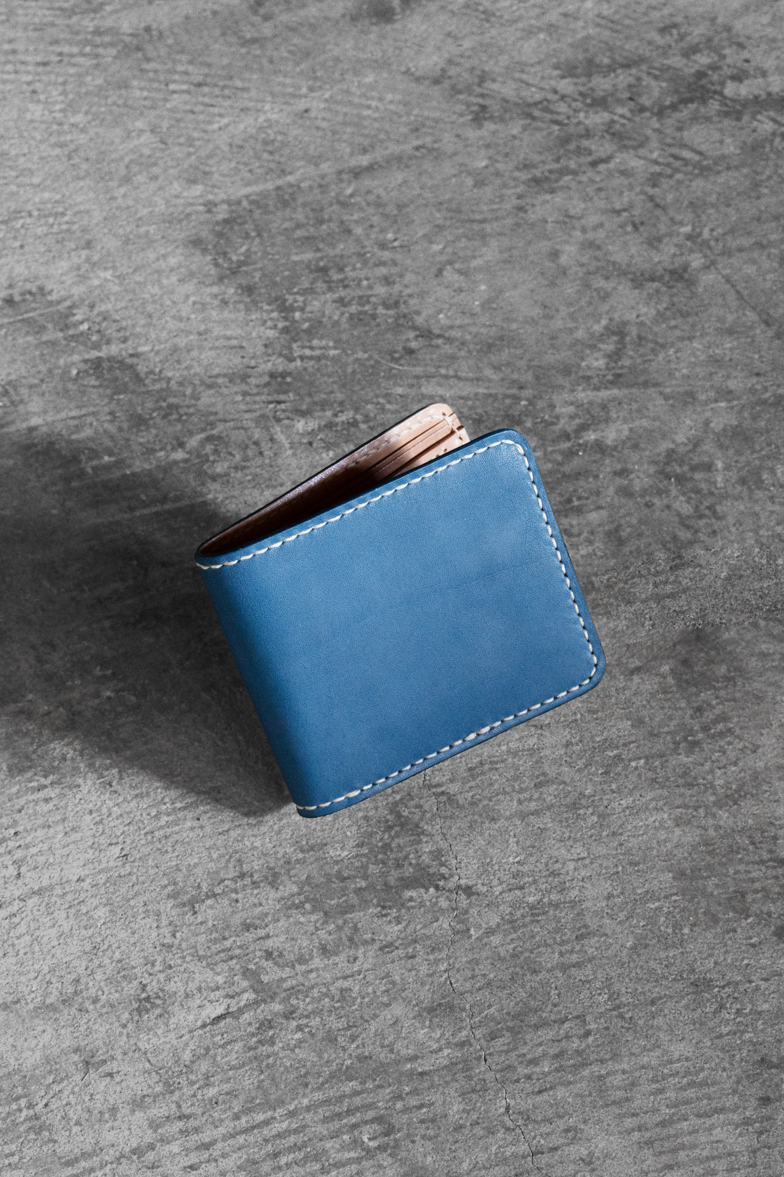 Half wallet / Oil / Coin type【送料無料】 | 高級皮革ならminca