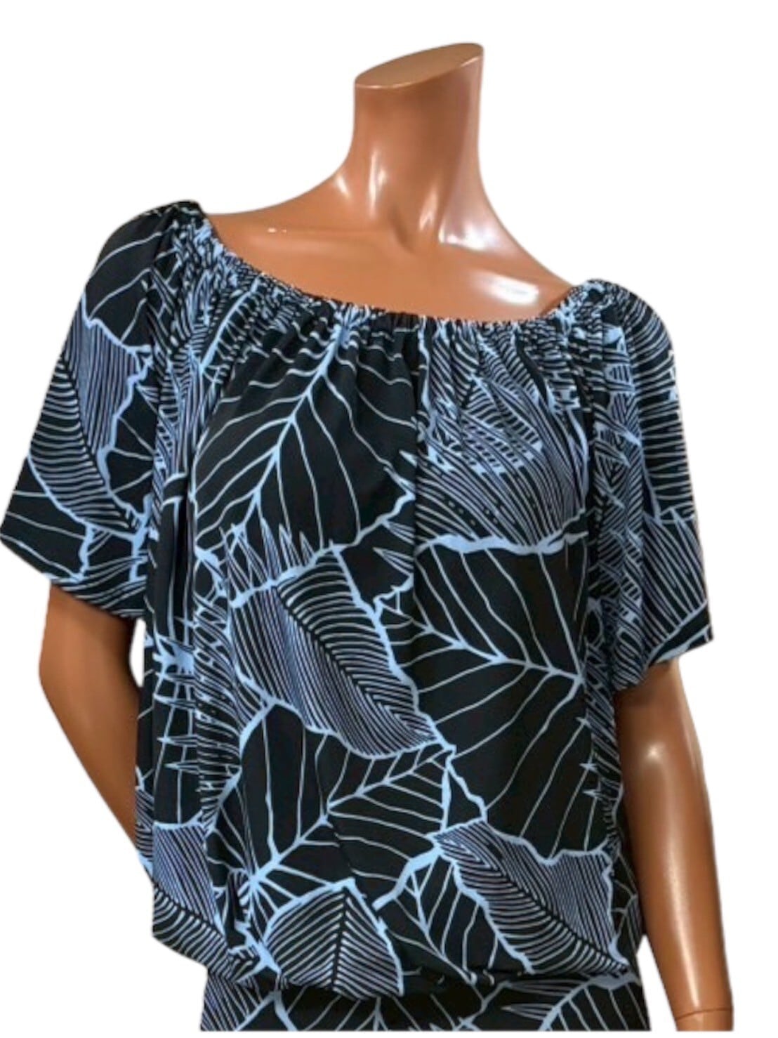 NEWアイテム!KawaiiTops トリプルリーフ柄 ブラック×ミソラブルー