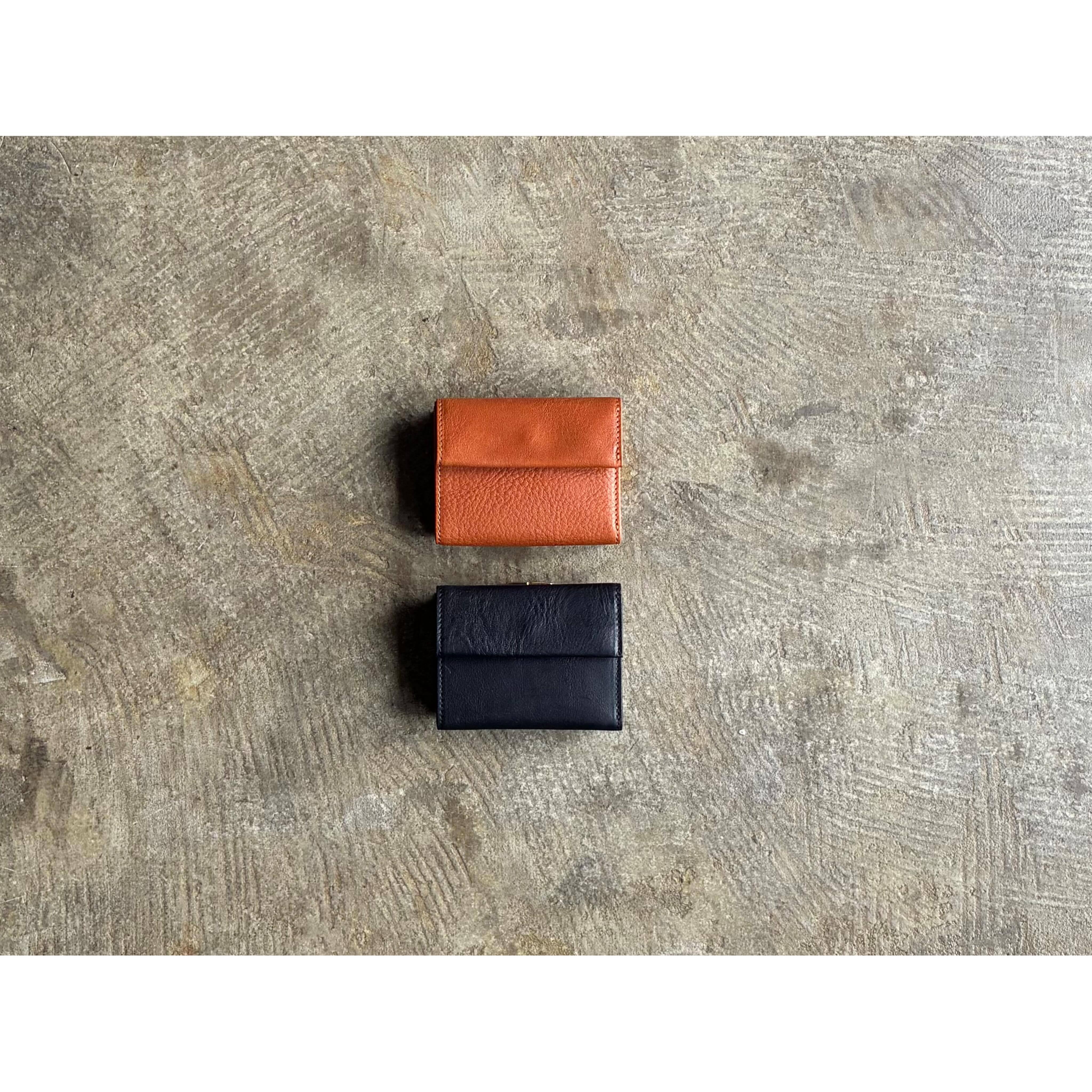 再入荷 SLOW(スロウ)『Bono』Clasp Trifold Wallet | AUTHENTIC Life Store