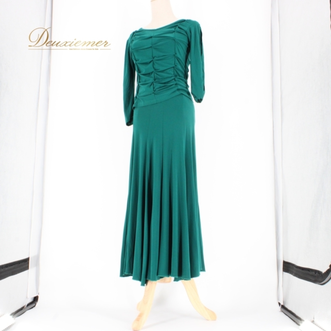 社交ダンス 衣装 スタンダード 上下セット ツーピース レッスンウェア パーティ衣装 無地 Create-Sun クリエイトサン 緑 グリーン系 伸縮性 さわやか エレガント シンプル ディスコ フォーマル 上品 トレーニング 発表会 準備 カジュアル パフォーマンス おしゃれ レディース パーティー 体型カバー