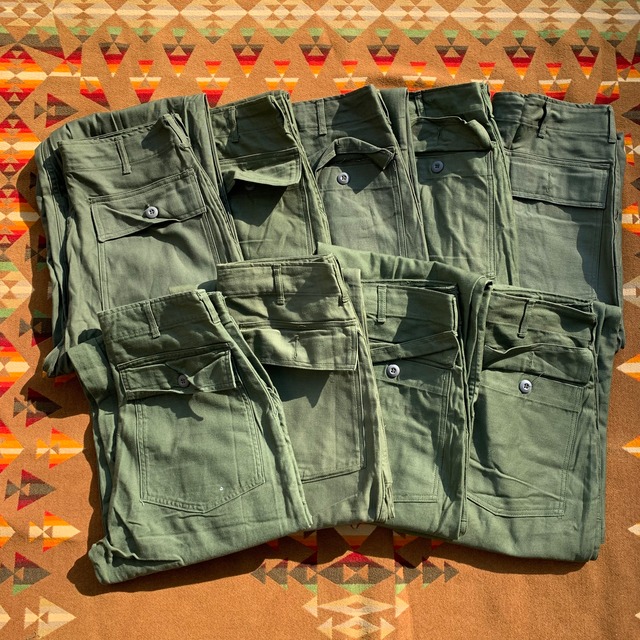Desadstock “Levi’s 519-1587” Corduroy Pants/w32