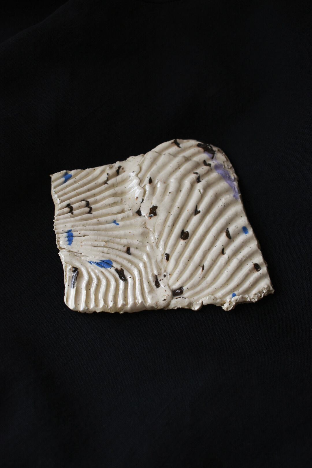 ANNA NOGUCHI 波紋プレート