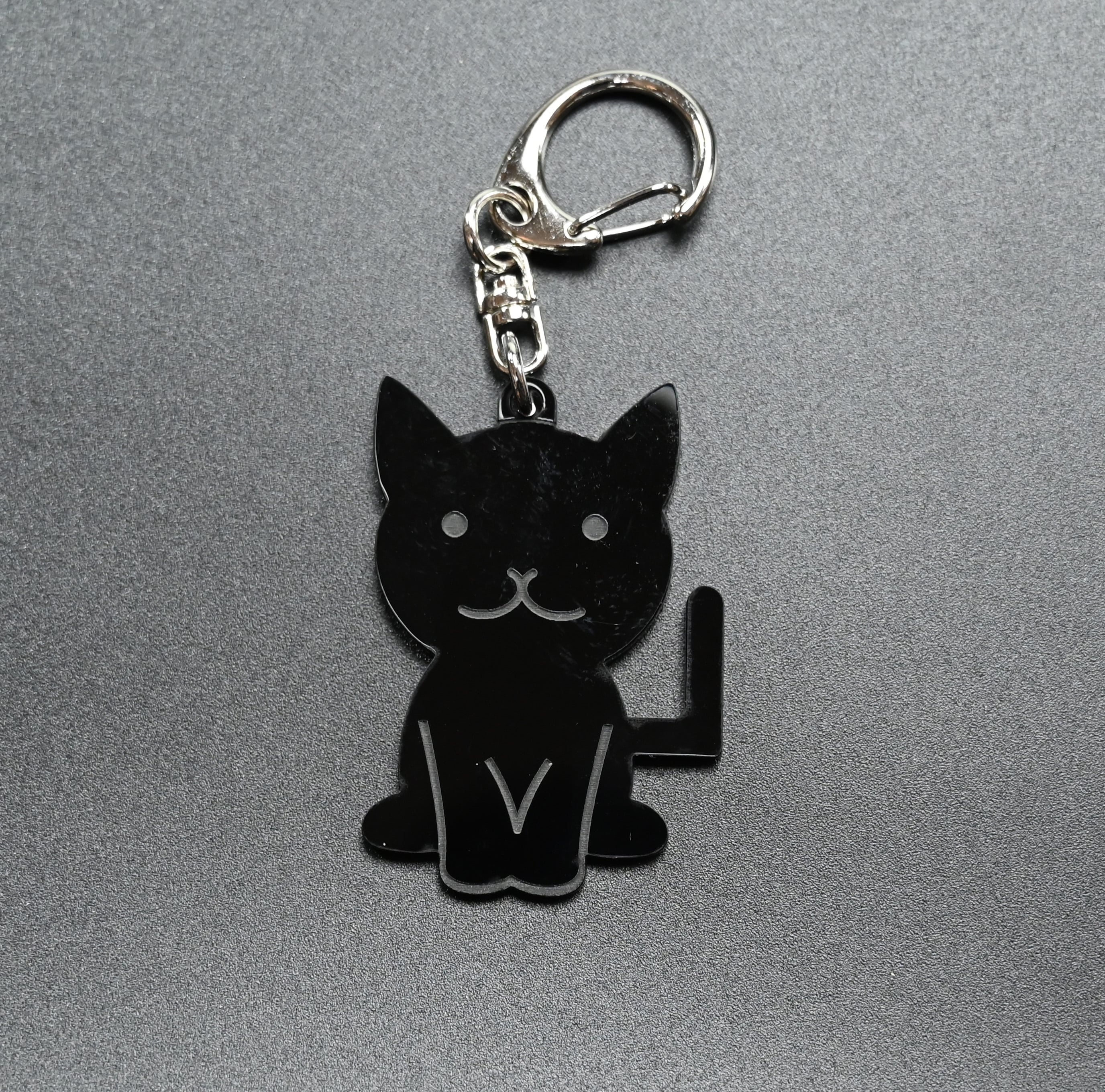 猫ひげ「幸運のお守り」カプセルキーホルダー猫ちゃん① | 長崎尾