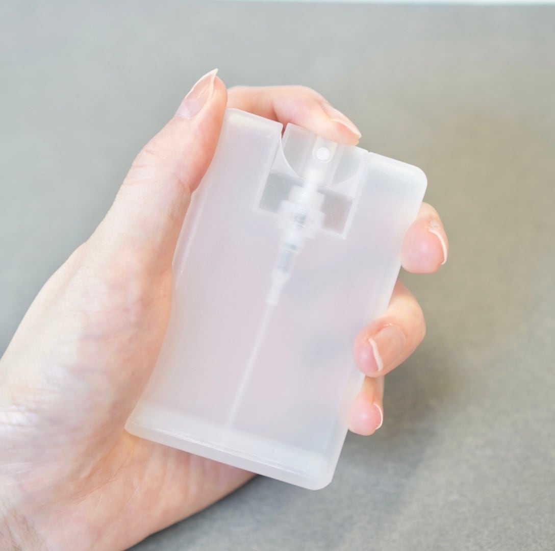 カード型スプレー容器】20ml 乳白色 クリア ポリプロピレン カード型