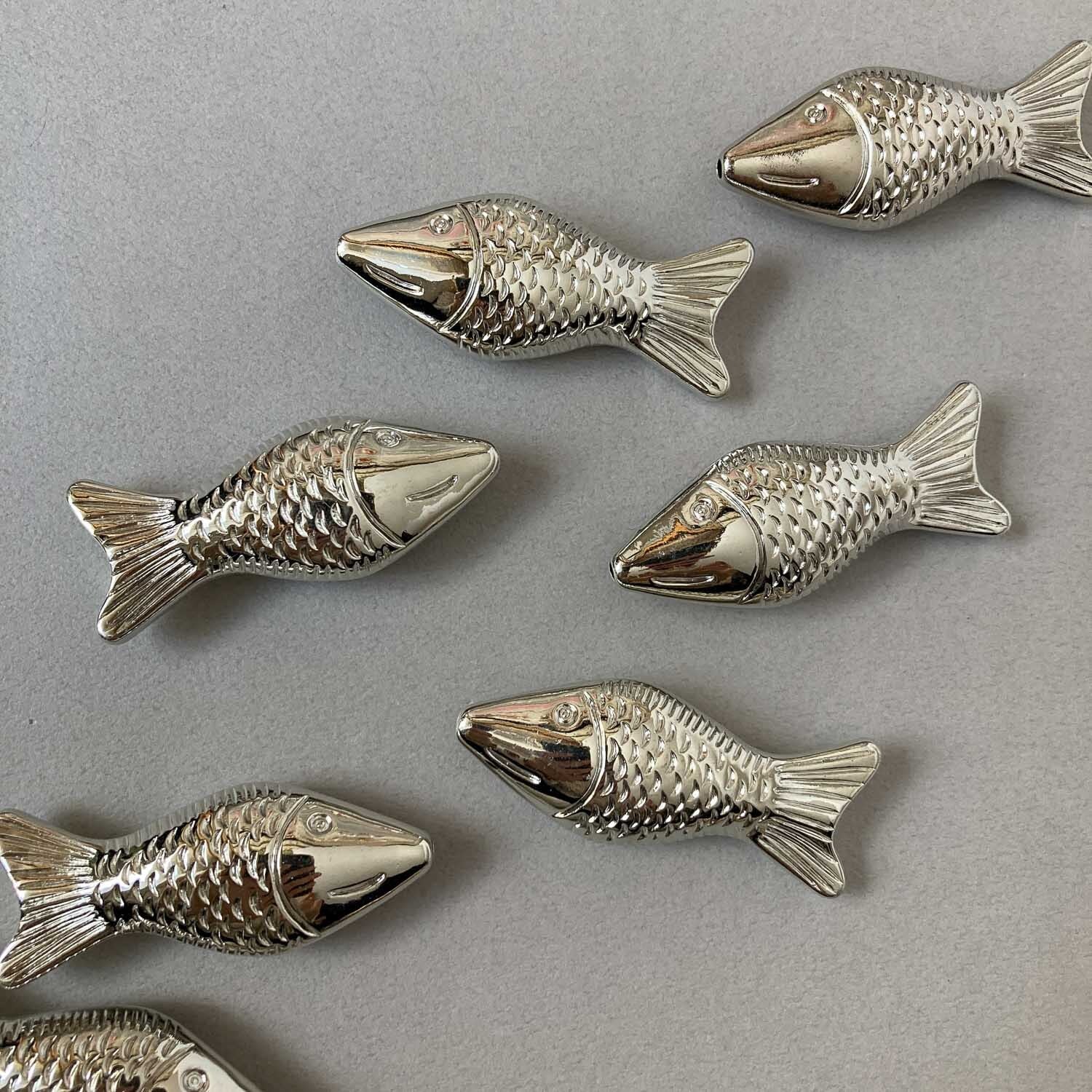 とんがり口の魚ビーズ(53mm)