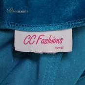 フラダンス 衣装 CC Fashions CCファッション ワンピース ドレス ブルー系 ハワイ製 ワンカラー ベロア 無地 光沢 上品 きれい 高級感 かわいい 華やか 鮮やか 明るい 爽やか 青 水色 ハワイアン アロハ フラ ダンス レッスン 練習