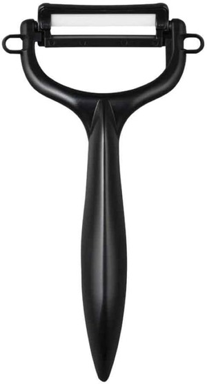 【人気】京セラ(Kyocera) セラミック ピーラー サビない お手入れ簡単 皮むき器 ブラック T字タイプ 軽く鋭い使い心地 切れ味が続く 金気をうつさない 除菌漂白 OK 日本製 CP-NBK(N)