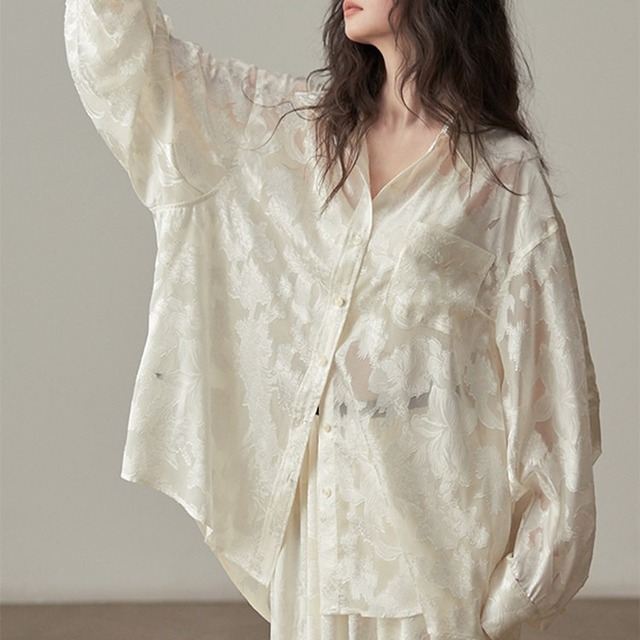 ジャガード織レトロ風リラックスブラウス H0072