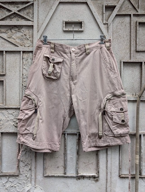 "CARGO STYLE" cropped cargo shorts