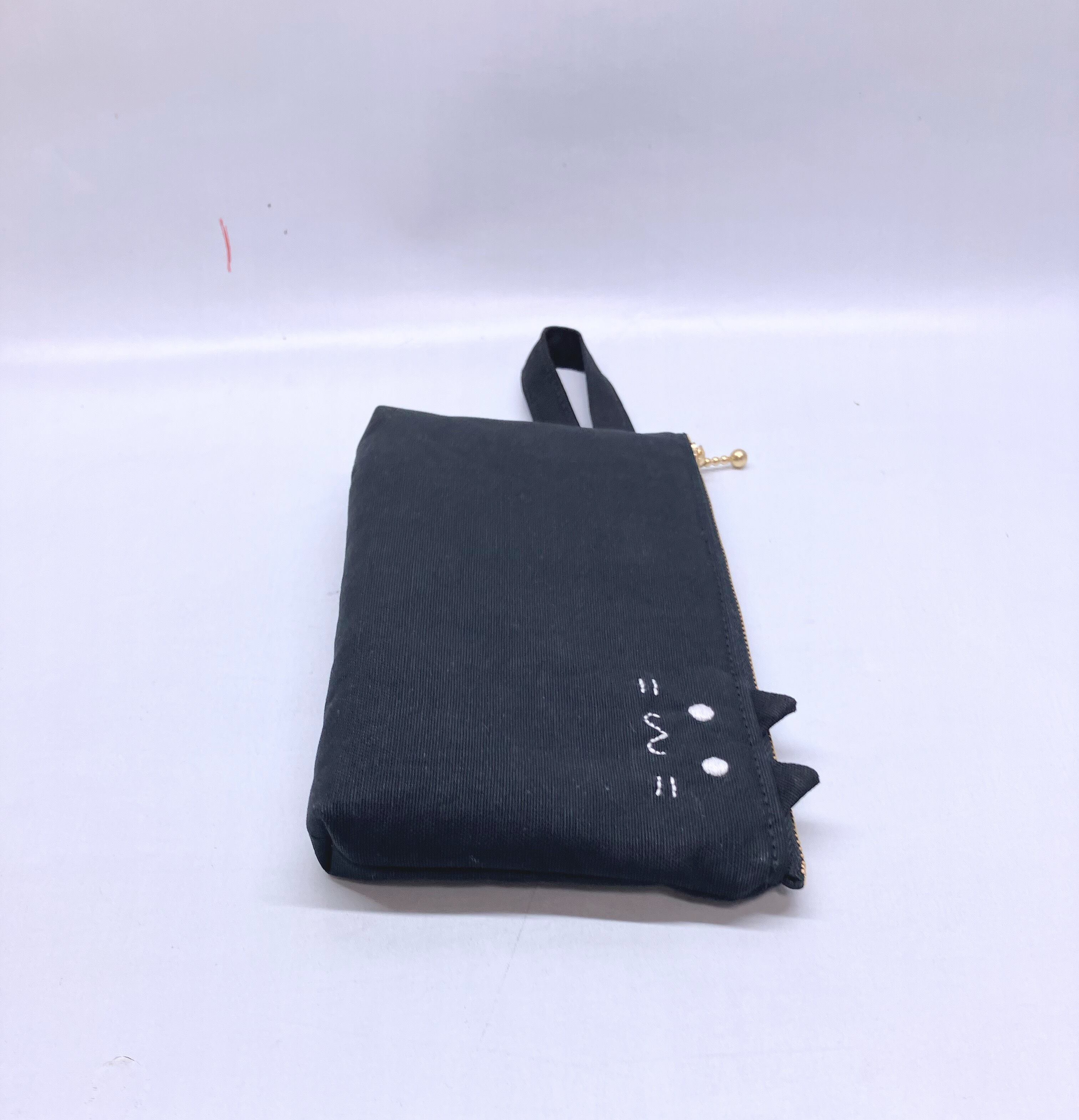 ペンケース 黒猫 持ち手付き｜とりさん工房ーかわいいハンドメイド
