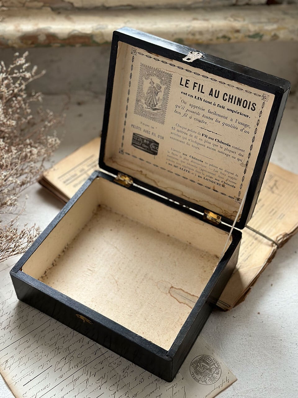 黒色木箱 糸巻きの入れ物 FIL AU CHINOIS | Brocante de La Cocotte