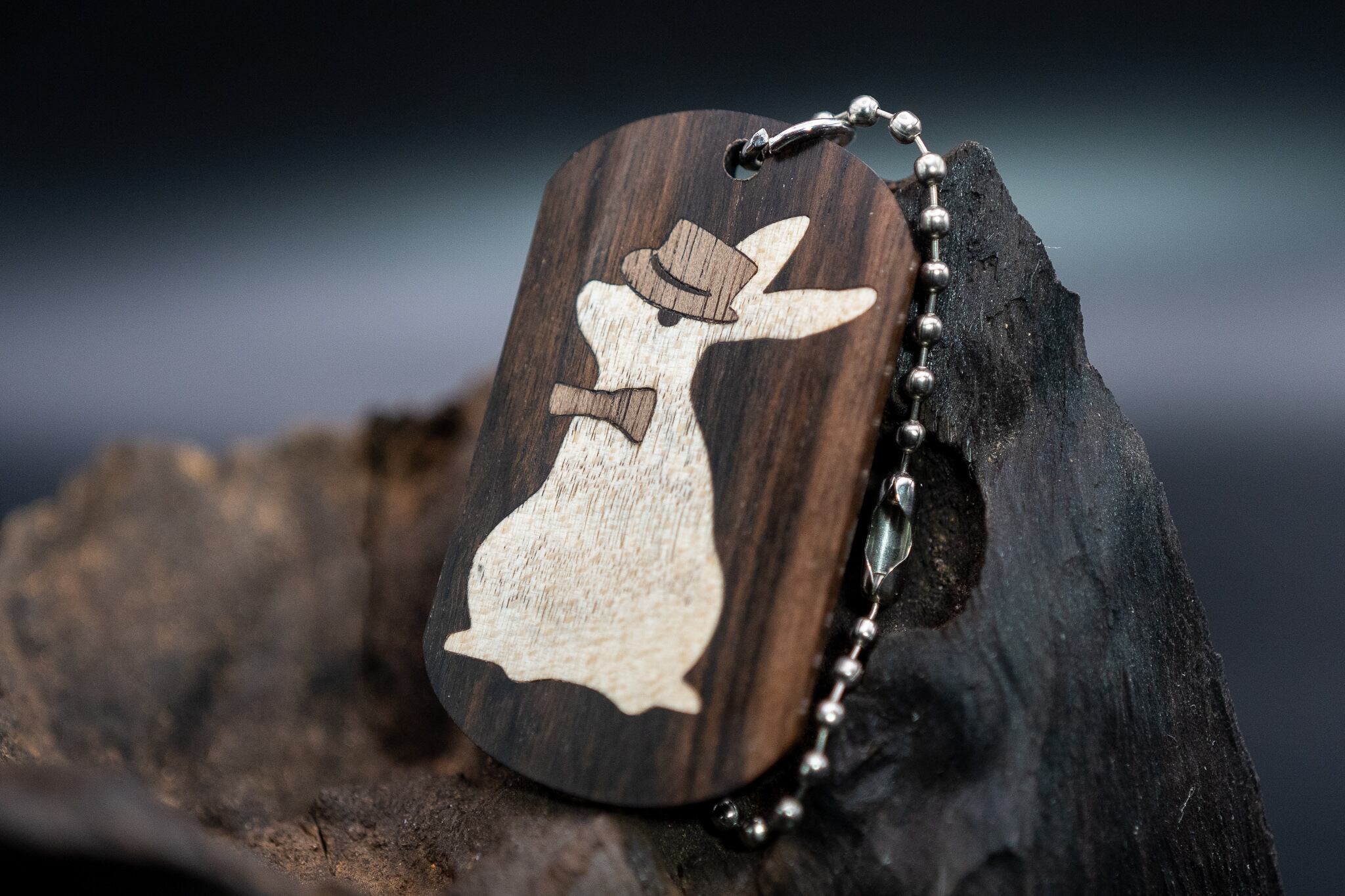 【芳醇な艶と響き】 グラナディラ ドッグタグ 象嵌 三月ウサギ