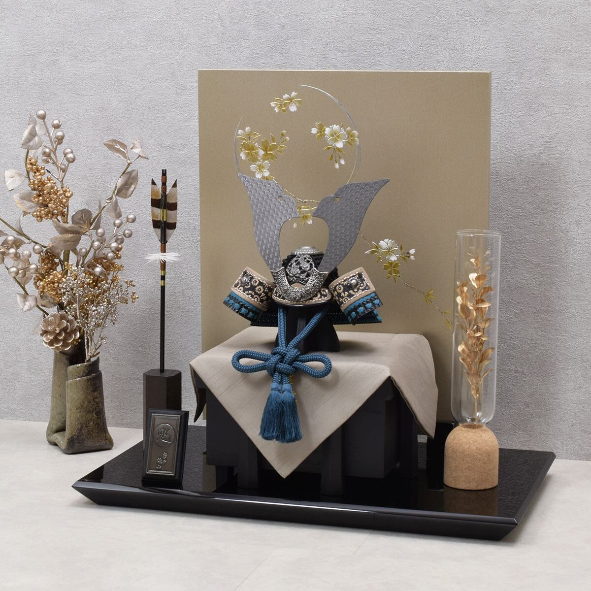 五月人形　兜【送料込みでお値下げしました】 値下げしました】五月人形 兜