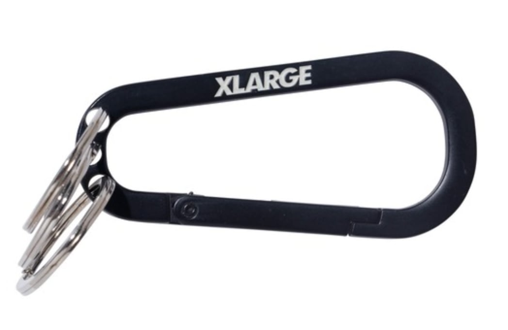 XLARGE】STANDARD LOGO KEYRING CARABINER キーリング カラビナ