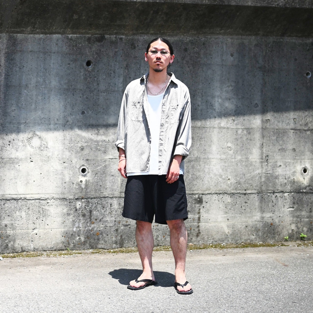 INTERIM(インテリム)INTERIM / MILK PAINT VINTAGE WASH BLACK SHUTTLE CHAMBRAY HYPER BIG US NAVY WORK SHIRT TYPE2