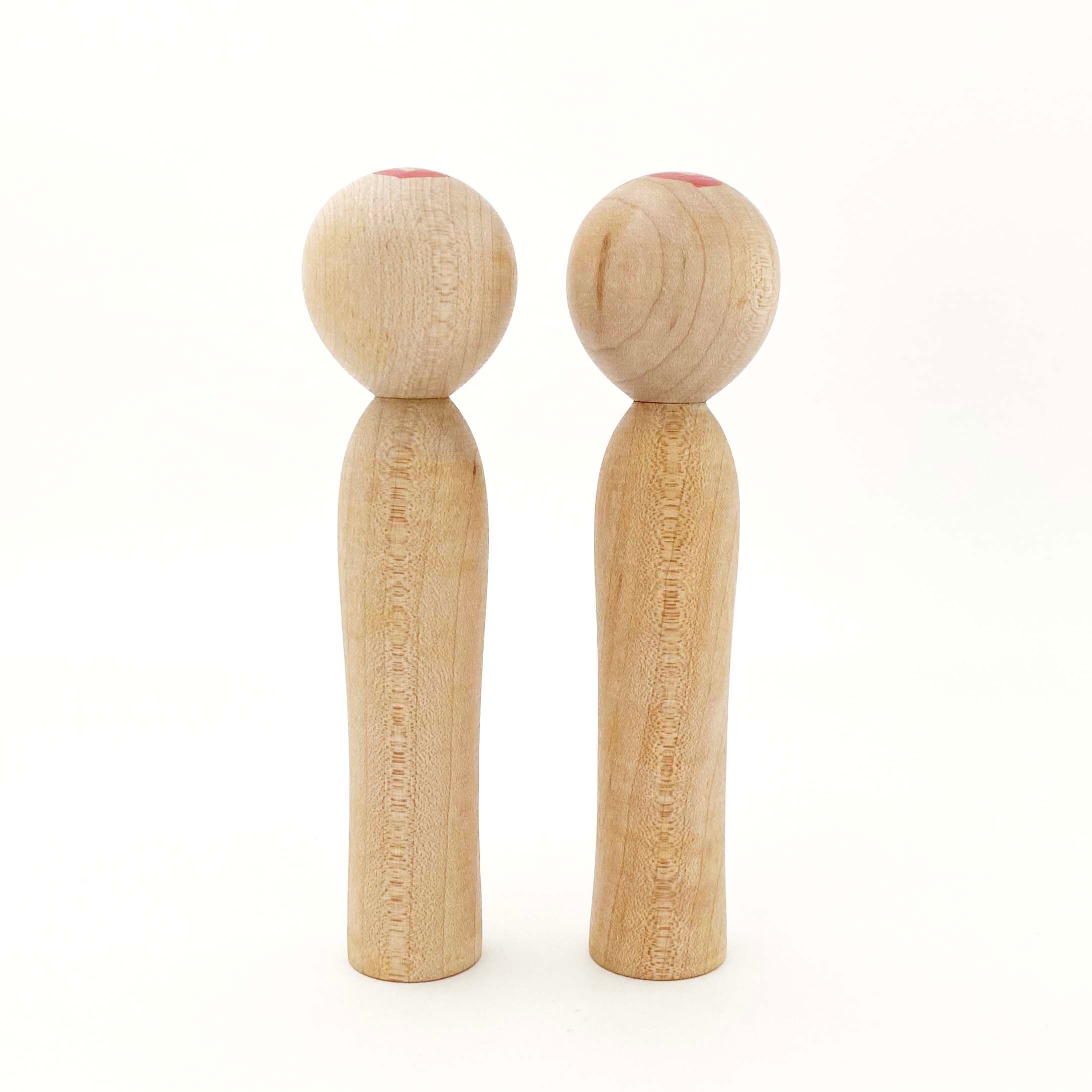 井桁ペアこけし（外鳴子系 / 菅原修工人）