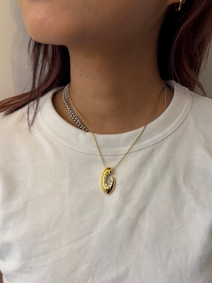GIVENCHY  / vintage logo stone  nacklace.(o)