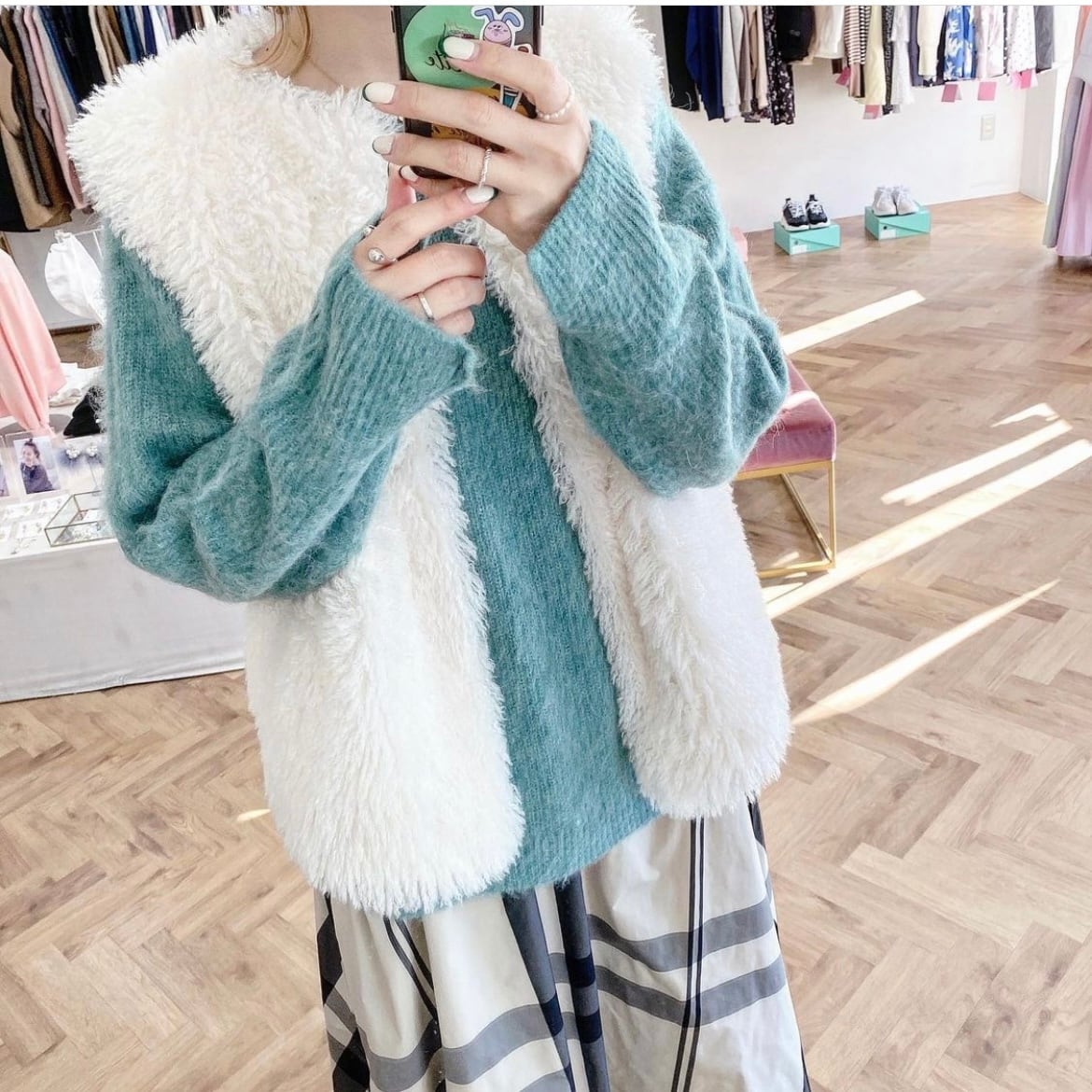 aermaboutique  volume poodle fur vest