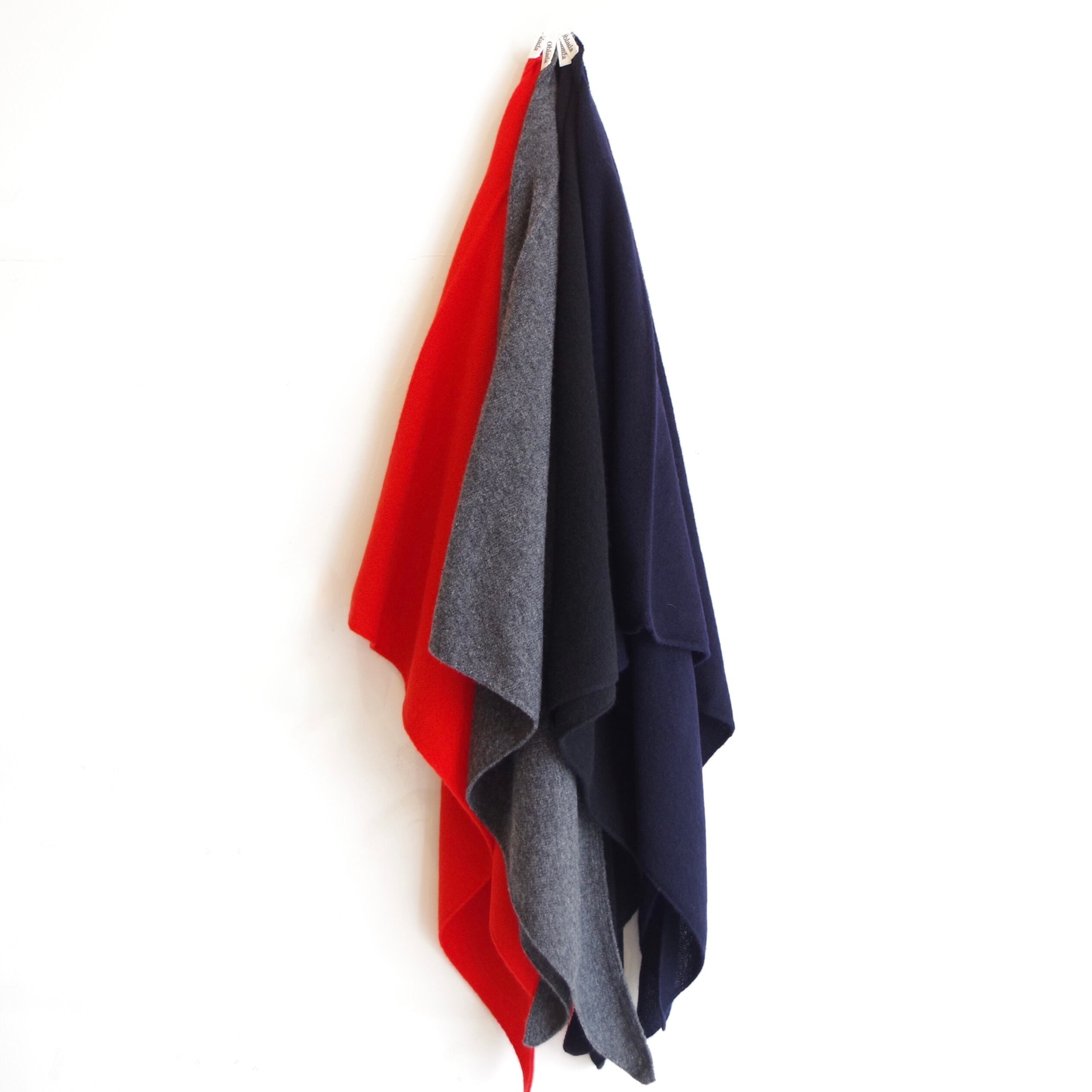 Oblada TRIANGLE | 1F Store