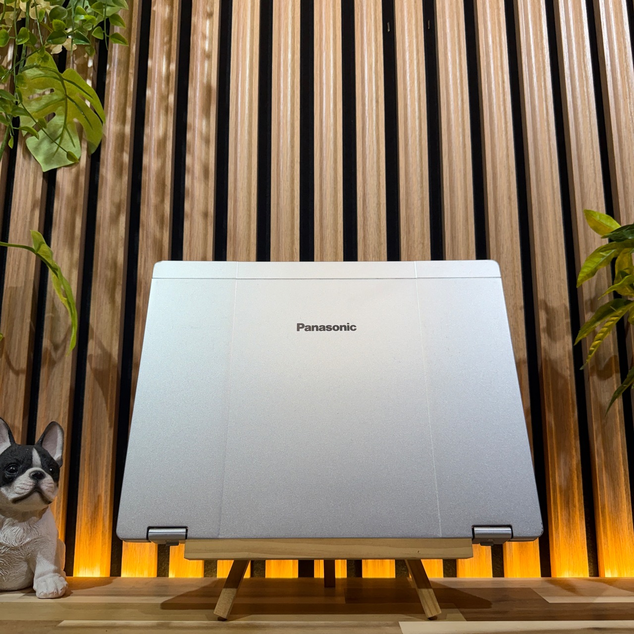 ☘SIMフリー&i7搭載‼️レッツノートQV1☘メモリ16GB☘SSD512GB☘️タッチパネル式☘第11世代☘️ノートパソコン