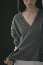 DU260712 Vneck Tuck Design Sweat