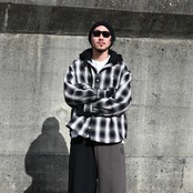Leh / Hoodie Layered Shirts コーディネート