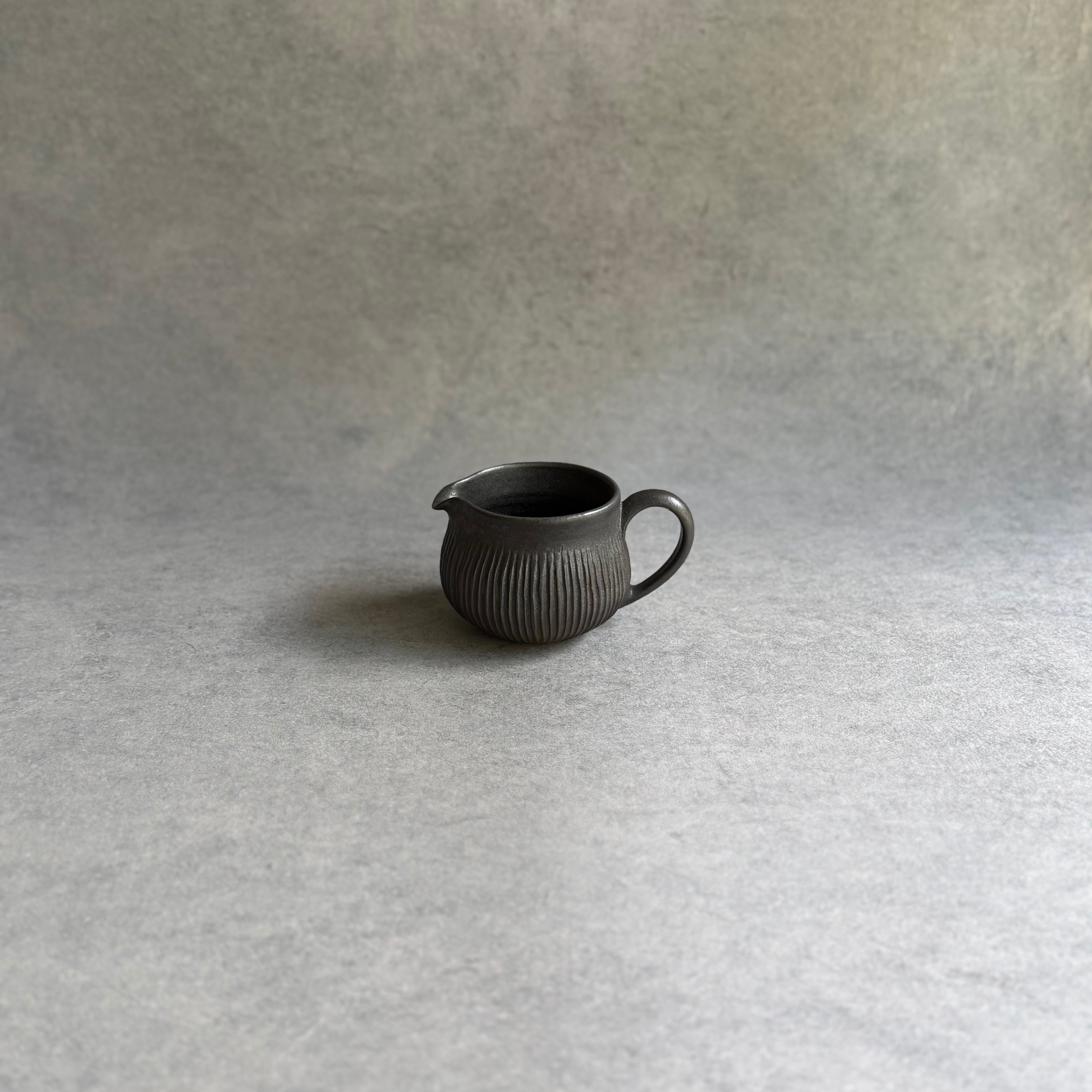 鈴木進 金彩釉 しのぎ 手付き注器