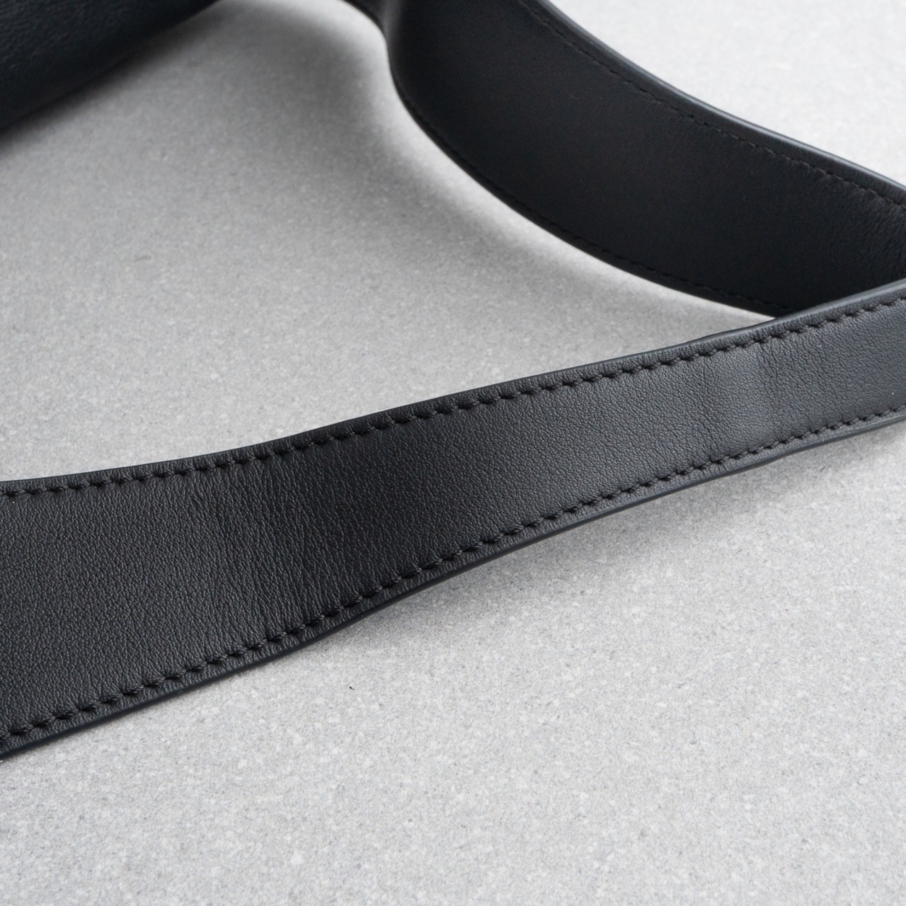 ロエベ パズル ホーボーバッグ ブラック レザー カーフスキン